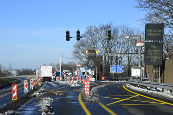 A1 Rheinbrücke Leverkusen Köln Vollsperrung Brückenwechsel Sperranlage Schranken 24