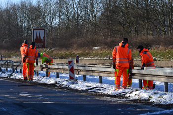 A1 Rheinbrücke Leverkusen Köln Vollsperrung Brückenwechsel Sperranlage Schranken 90