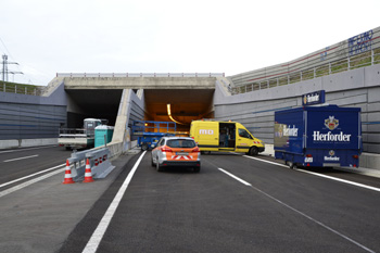 A30 Neuer Autobahnabschnitt Bad Oeynhausen Nordumfahrung Autobahntunnel Werre Bräu Herforder Pils 236