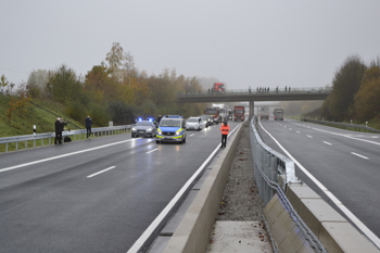 A33 Autobahn Lückenschluß Verkehrsfreigabe Einweihung Borgholzhausen Halle Osnabrück Bielefeld 22