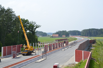 A33 Neue Bundesautobahn Lückenschluß Osnabrück Halle Bielefeld Lärmschutzwand Kran 07