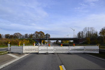 A3 Autobahn Emmerich Elten Brckeneinschub Streckenkontrolle Vollsperrung 28