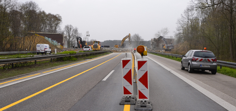 A3 Autobahn Emmerich Rees Hamminkeln Wesel Oberhausen Vollsperrung Brückenrückbau 44