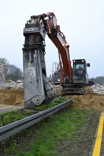 A3 Autobahn Emmerich Rees Hamminkeln Wesel Oberhausen Vollsperrung Stahleitplanke 66