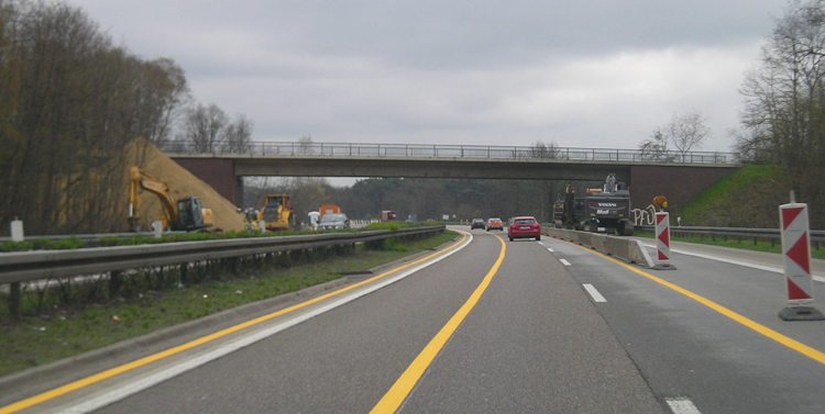 A3 Bundesautobahn Emmerich Wesel Hamminkeln Rees Oberhausen Vollsperrung Brückenabriß Brückenarbeiten 47