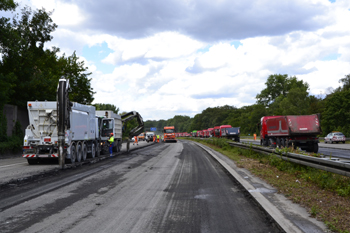 A3 Vollsperrung Autobahn Erneuerung Fahrbahndecke Sanierung Asphalt Duisburg Kaiserberg Wedau Breitscheid 73