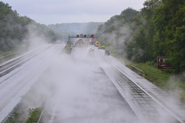 A3 Vollsperrung Bundesautobahn Erneuerung Fahrbahndecke Sanierung Asphalt Duisburg Kaiserberg Wedau Breitscheid 63