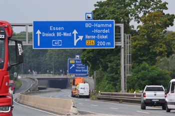 A40 Ruhrschnellweg Autobahn Vollsperrung Bochum Schlachthofbrücke 32