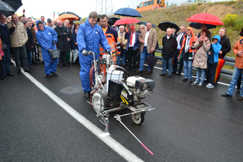 A448 A40 Autobahndreieck Bochum-West Verkehrsfreigabe Enak Ferlemann Michael Groschek Fahrbahnmarkierung 40