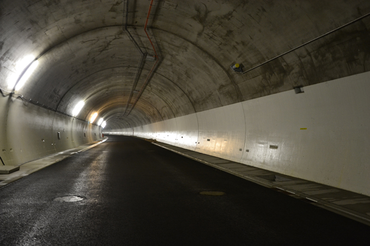 A44 Autobahn Kassel Eisenach Tunnel Küchen Tunnelbau 79