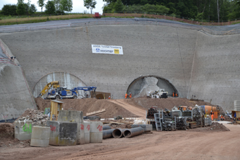 A44 Autobahn Kassel Eschwege Eisenach Wehretal Reichensachen Oetmannshausen DEGES Spitzenbergtunnel Neubau 71