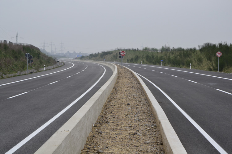 A44 Autobahn Verkehrsfreigabe Heiligenhaus Hettscheidt Velbert Ratingen Lückenschluß Neubauabschnitt 43