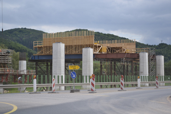 A44 Autobahnneubau Kassel Eschwege Eisenach Wehrtalbrücke Autobahnbrücke in Bau 46