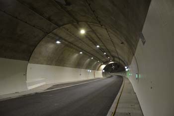 A44 Autobahntunnel Hirschhagen Lichtenau Helsa Nothaltebucht Fürstenhagen 10