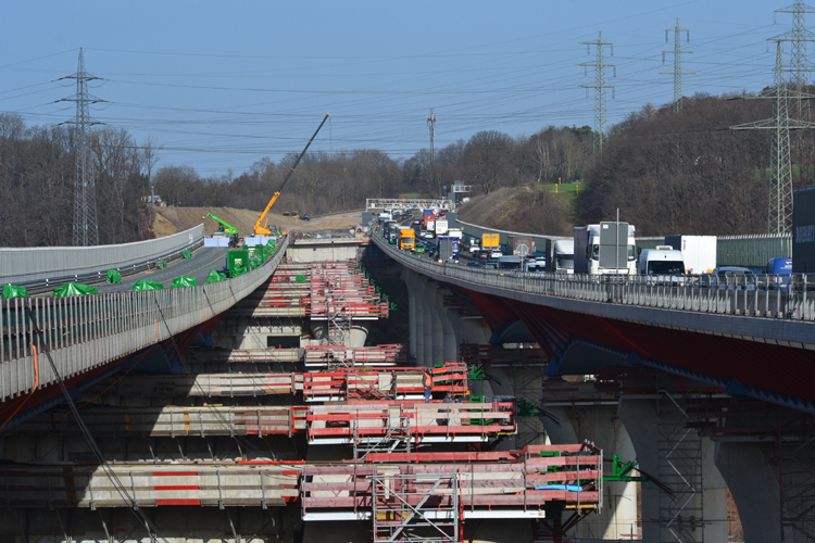 A45 Autobahn Großbrücke Lennetal Hagen Verschub Brückenneubau 08