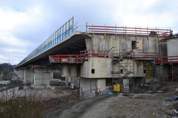 A45 Autobahn Lenntalbrcke Verschub berbau Hilfspfeiler Hagen 19