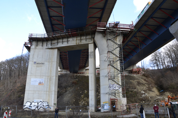 A45 Autobahn Lenntalbrcke Verschub berbau Hilfspfeiler Hagen 48