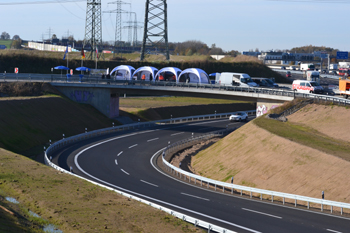 A4 A44 A544 fünfarmig Autobahnkreuz Aachen Banddurchschnitt Verkehrsfreigabe Transitverkehr 72