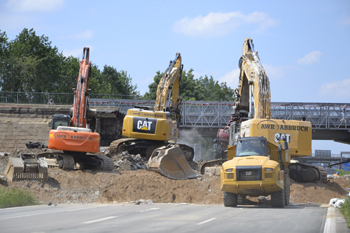 A4 Autobahnbrücke Köln Frankfurter Straße B8 Rückbau Brückenabriß Autobahnsperrung 59