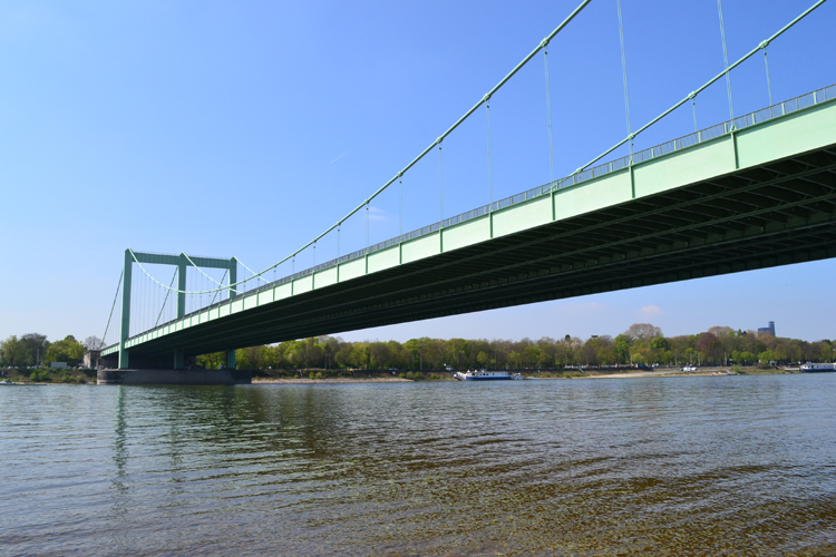 A4 plus Ausbau im Kölner Süden Rheinbrücke Köln Rodenkirchen Autobahnbrücke Verbreiterung 99