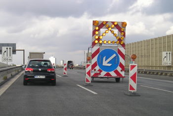A59 Stadtautobahn Duisburg Fahrbahn�bergang Grunewaldbr�cke Sperrung 60)