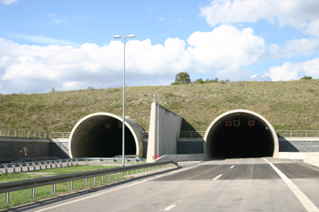 A71 Autobahntunnel Schmücke Tunnelportal 23