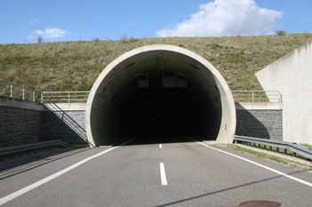 A71 Autobahntunnel Schmücke Tunnelportal 30