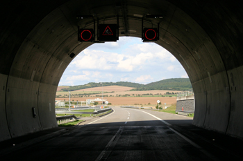 A71 Autobahntunnel Schmücke Tunnelportal 44