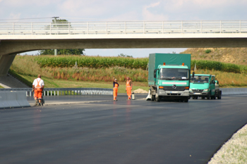 A94 Autobahn Fahrbahnmarkierungsarbeiten Trasse Dorfen 62