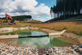 A 1 Autobahnlückenschluß Eifel Regenrückhaltebecken23_20