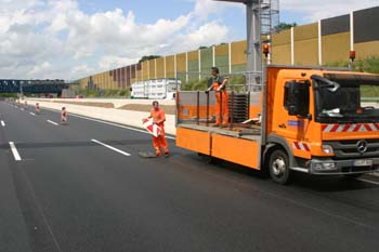 A 3 Bundesautobahn Ausbau achtstreifig Kölner Ring Verkehrsfreigabe Baken Straßenbetriebsdienst 86