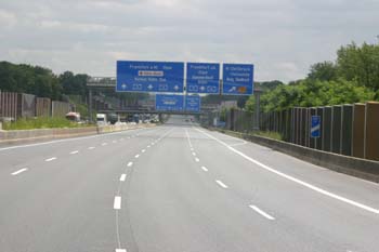 A 3 Bundesautobahn Ausbau achtstreifig Kölner Ring Verkehrsfreigabe Köln-Dellbrück 07