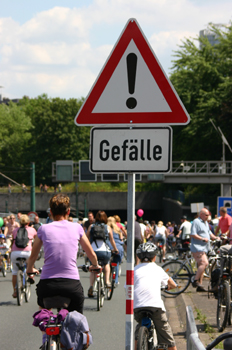 A 40 Ruhrschnellweg Still-Leben Gefälle 6788