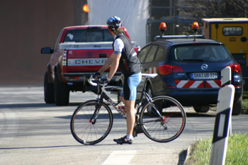 A 8 Lämmerbuckeltunnel  Radfahrer 62