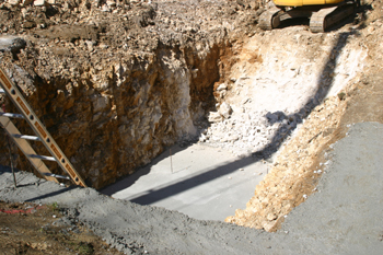 A 8 Lämmerbuckeltunnel  Zisterne 88