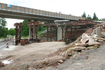 Autobahn A8 Karlsruhe Stuttgart Vollausbau Bocksbachtalbrcke Karlsbad 74