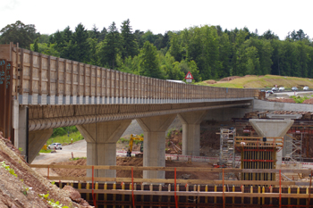 Autobahn A8 Karlsruhe Stuttgart Vollausbau Bocksbachtalbrcke Karlsbad 89