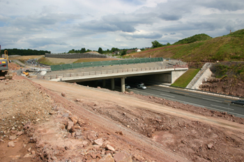 Autobahn A8 Karlsruhe Stuttgart sechsstreifiger Autobahnausbau Karlsbad Nttingen Autobahnbrcke 71