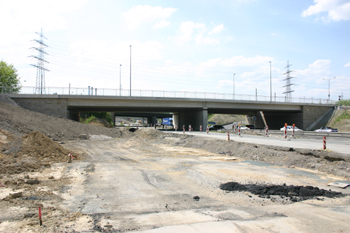 Autobahn A 40 Ruhrschnellweg Bochum Westkreuz 26