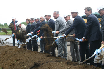 Autobahn A 8 1.Spatenstich Ausbau Günzburg - Augsburg   Pansuevia 480