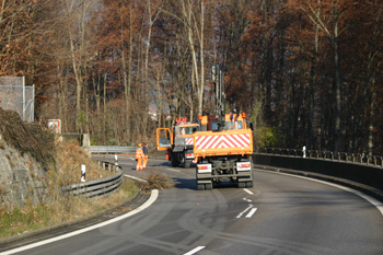 Autobahn A 8 Vollsperrung Albabstieg Drackensteiner Hang  Autobahnmeisterei 27