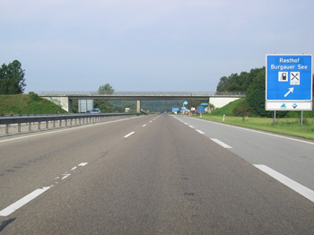Autobahn A 8  Tank- und Rastanlage Burgauer See 43  Pansuevia 