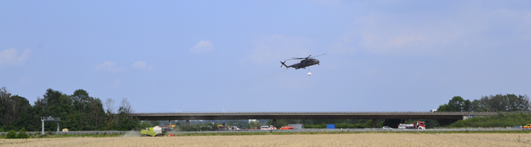 Autobahn Hochwasser Flutkatastrophe Überschwemmung Unwetterzerstörungen Abzweig Erfttal Erftstadt Blessem 38