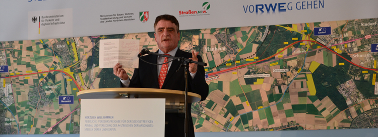 Autobahn Köln - Aachen Düren Kerpen Autobahnneubau Verkehrsfreigabe Verkehrsminister Michael Groschek 65