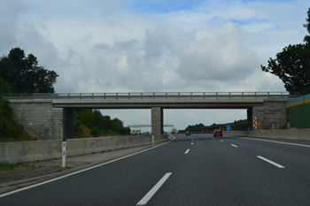Autobahn Österreich Wien Schnellstraße Linz Salzburg Josef Weinheber Brücke 26