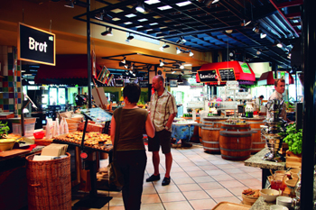 Autobahn_Rasthaus_Hirschberg