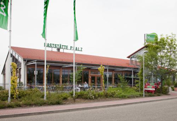 Autobahn_Rasthaus_Wattenheim