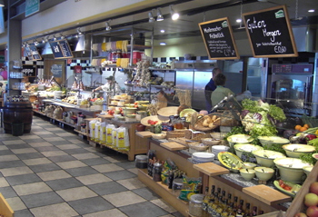 Autobahn_Raststatte_Wattenheim_