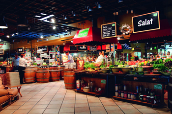 Autobahn_Raststatte__Hirschberg_