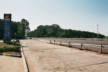 Autobahn Rumnien A1 Autostrada Pitesti - Bukarest Bucuresti Raststtte Tankstelle km 36 32